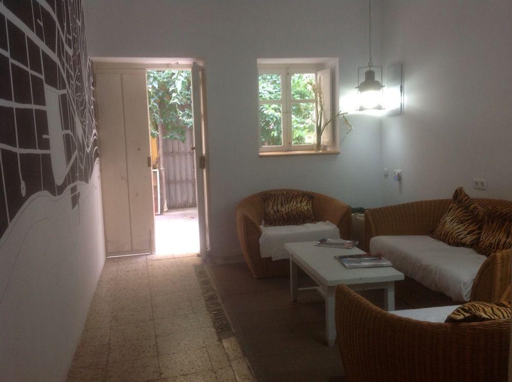 מארבלה Hostal The Monkey Room מראה חיצוני תמונה